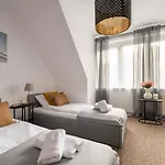 Novo 3*