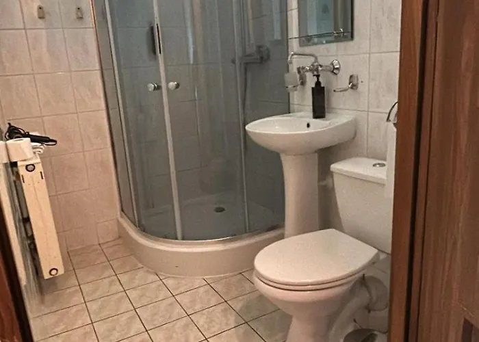 Novo Nocleg ze śniadaniem 3*